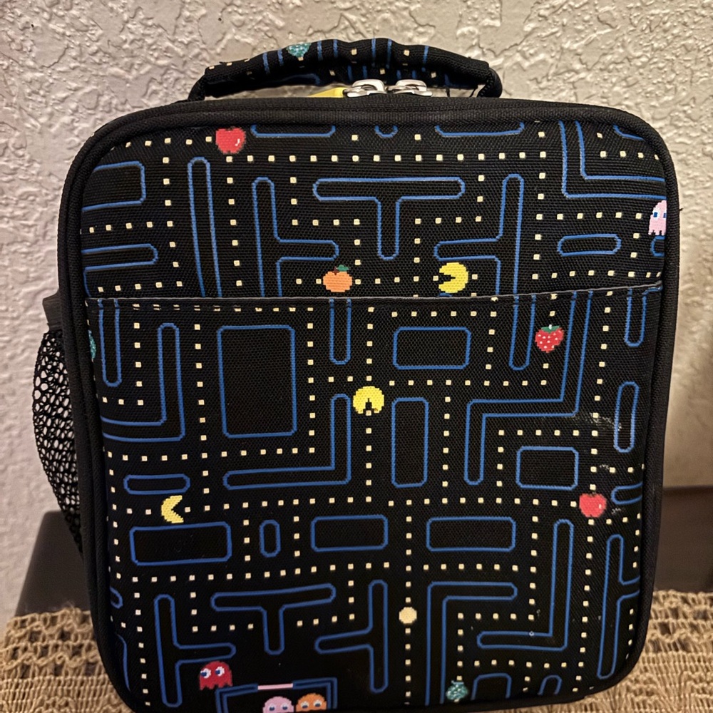 Pottery Barn Pac-Man Lunch Box - Glow in the Dark - EUC